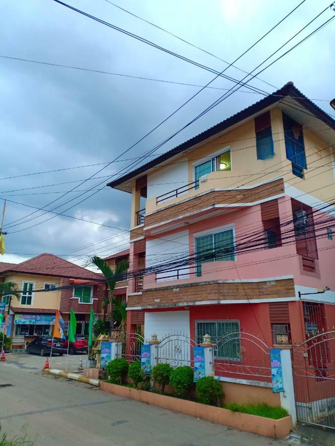 The Beehive Place Pakchong Exterior photo